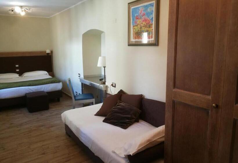 اتاق استاندارد سه نفره, Locanda Tre Frati