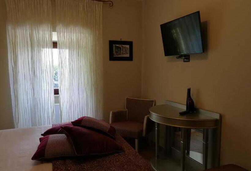 اتاق استاندارد, Locanda Tre Frati