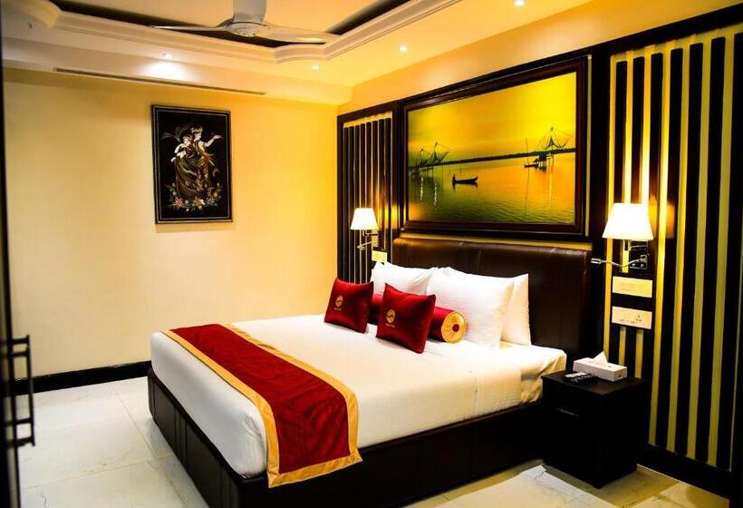 Deluxe Suite King Bed, Sajjoys