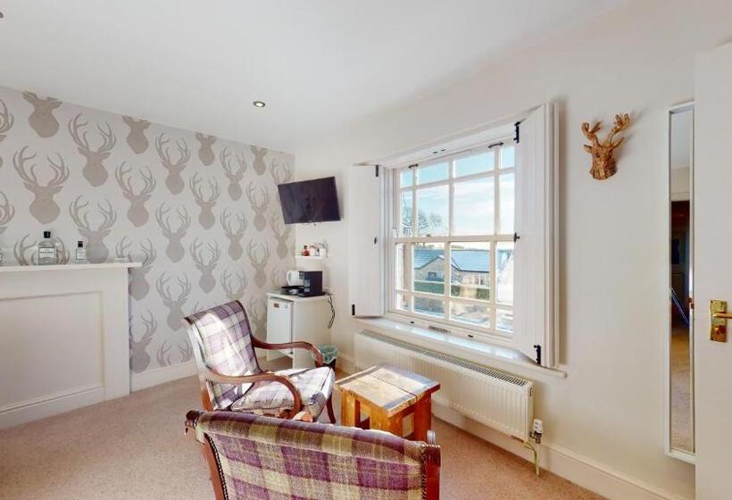 Büyük Çift Kişilik Yataklı Lüks Oda, The Devonshire Arms