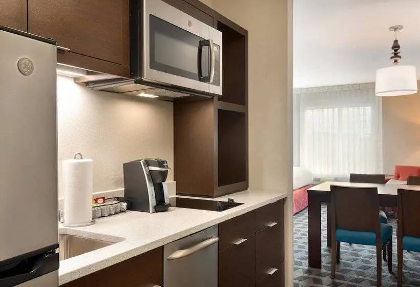 Sviitti, Towneplace Suites By Marriott Milwaukee Grafton