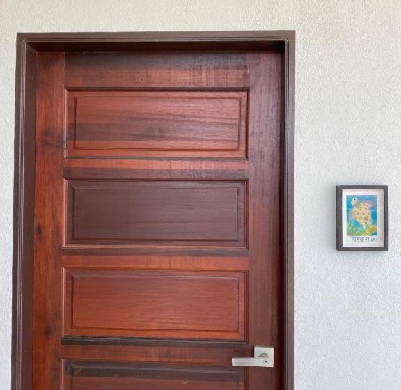 غرفة قياسية لذوى الاحتياجات الخاصة, Che Beach House