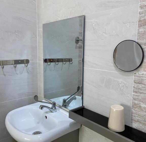 غرفة قياسية لذوى الاحتياجات الخاصة, Che Beach House