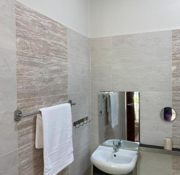 غرفة قياسية لذوى الاحتياجات الخاصة, Che Beach House