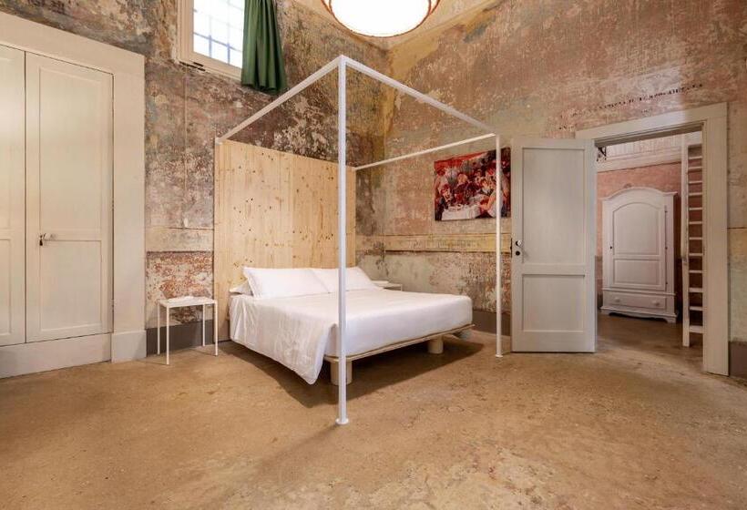 غرفة عائلية, Dimore Briganti