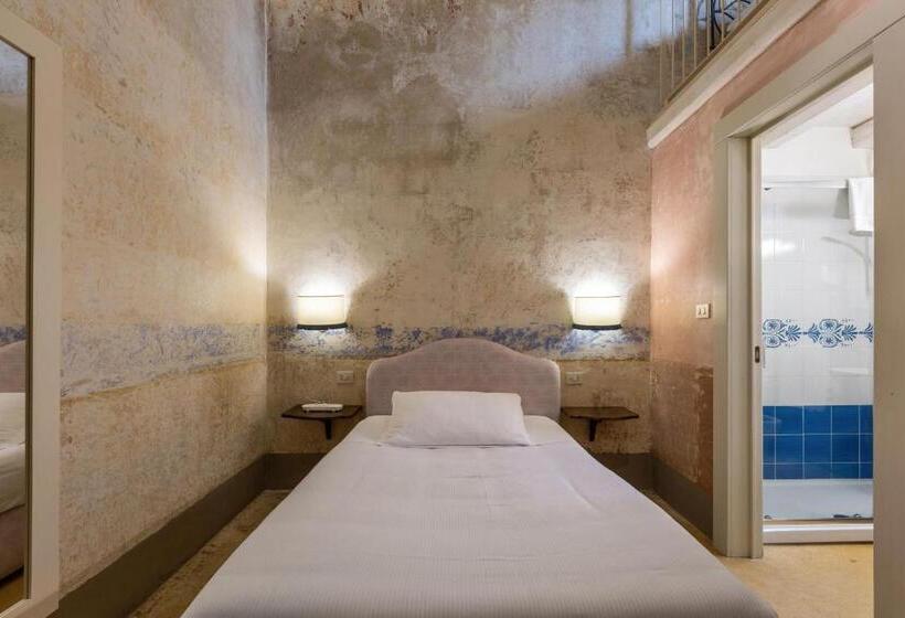 غرفة عائلية, Dimore Briganti