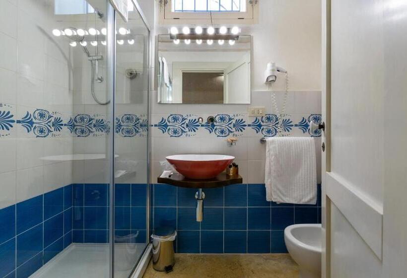 غرفة عائلية, Dimore Briganti