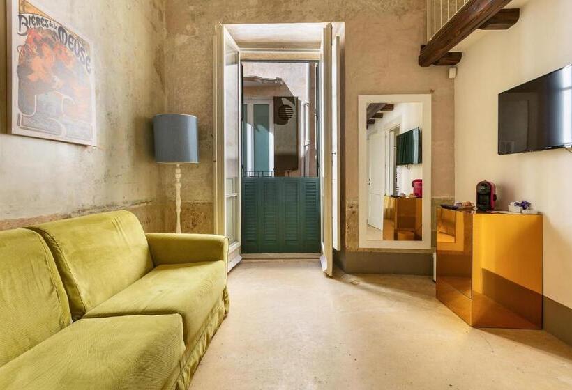 جناح, Dimore Briganti