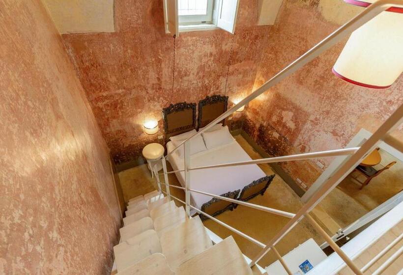 غرفة قياسية ثلاثية, Dimore Briganti