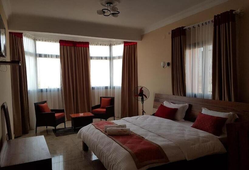 سوییت خانوادگی, Select Hôtel