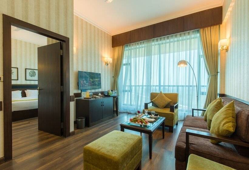 سوییت اجرایی, Soaltee Westend Premier