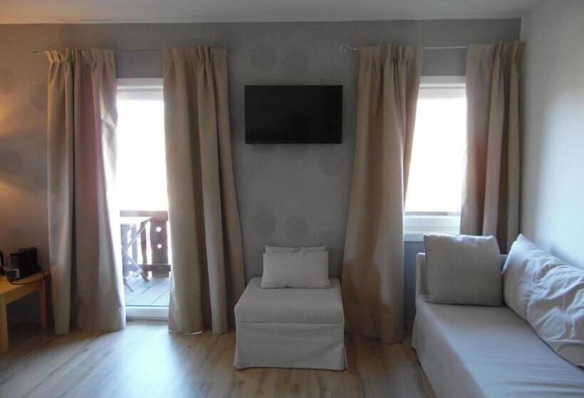 Семейный Номер Deluxe, Bella Vista Lodge