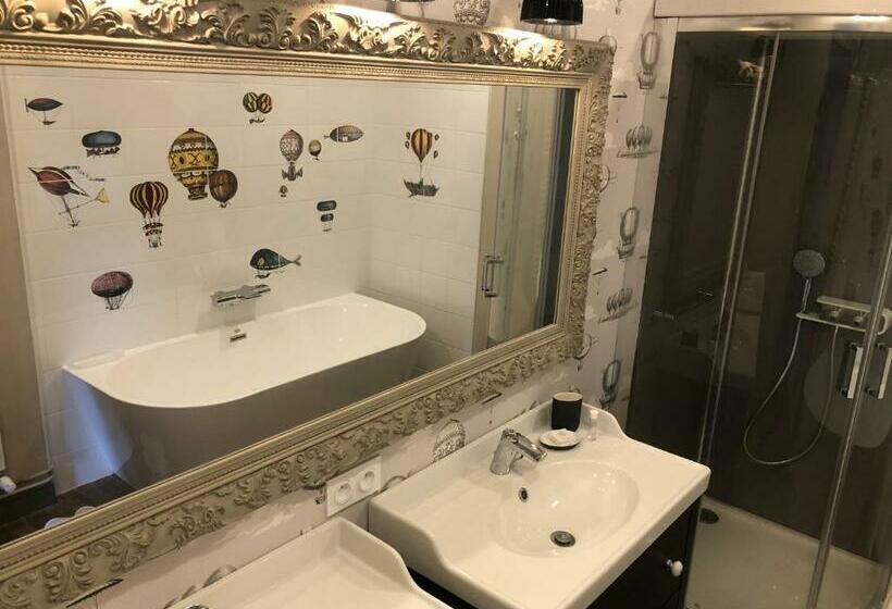 デラックススイート, Castel Saintleonard