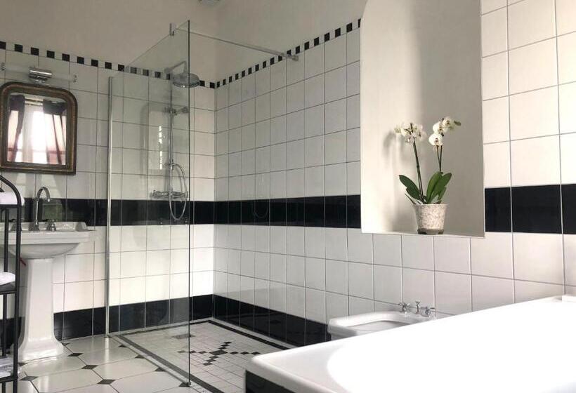 Номер Deluxe Кровать Кинг, Castel Saintleonard