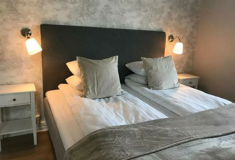Quarto standard, L Humbla