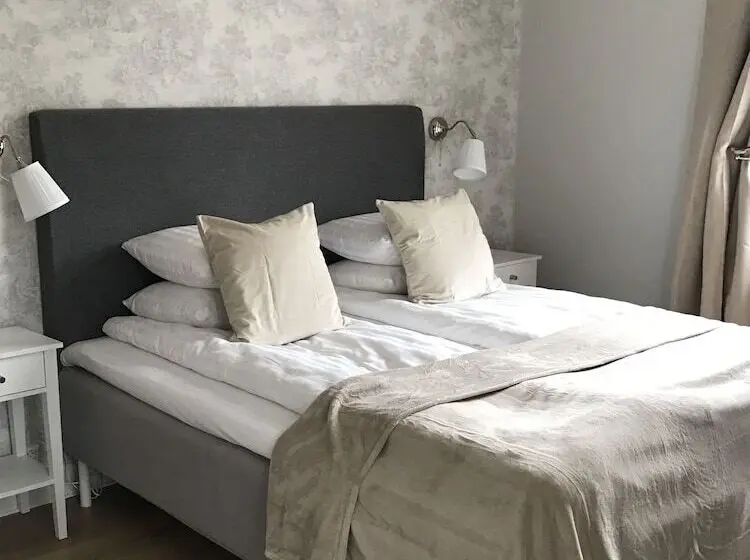 Quarto standard, L Humbla