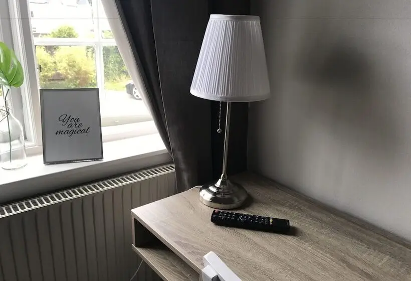 Quarto standart individual, L Humbla