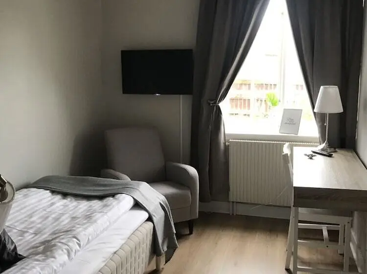 Quarto standart individual, L Humbla
