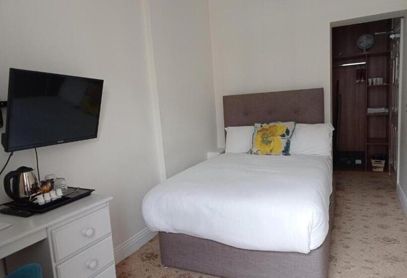 标准单人间, Tom Dick And Harriet S Accommodation