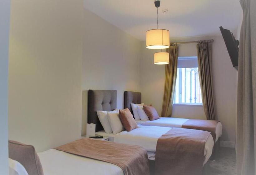 수피리어 트리플 룸, Tom Dick And Harriet S Accommodation