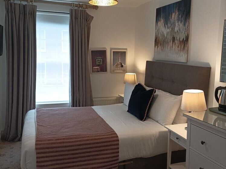 스탠다드 룸, Tom Dick And Harriet S Accommodation