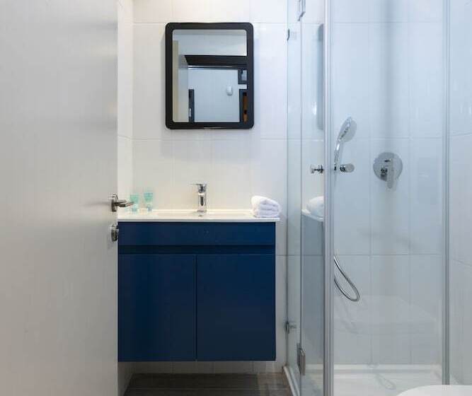 חדר סטנדרט, The Spot Hostel