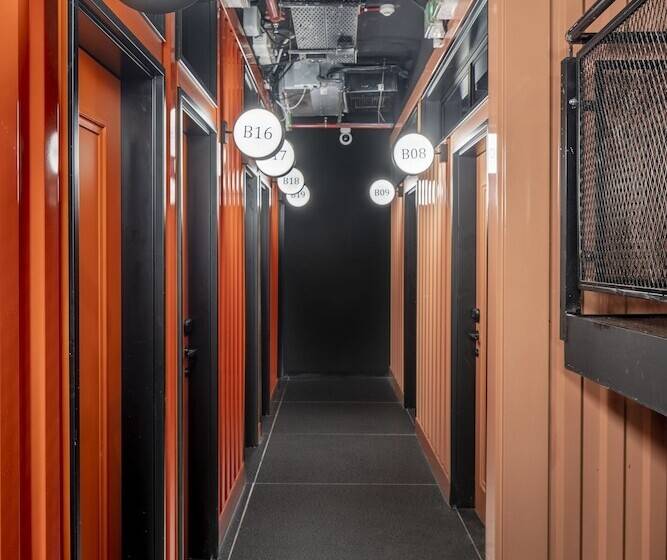 חדר סטנדרט יחיד, The Spot Hostel