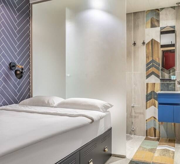 Capsule, The Spot Hostel