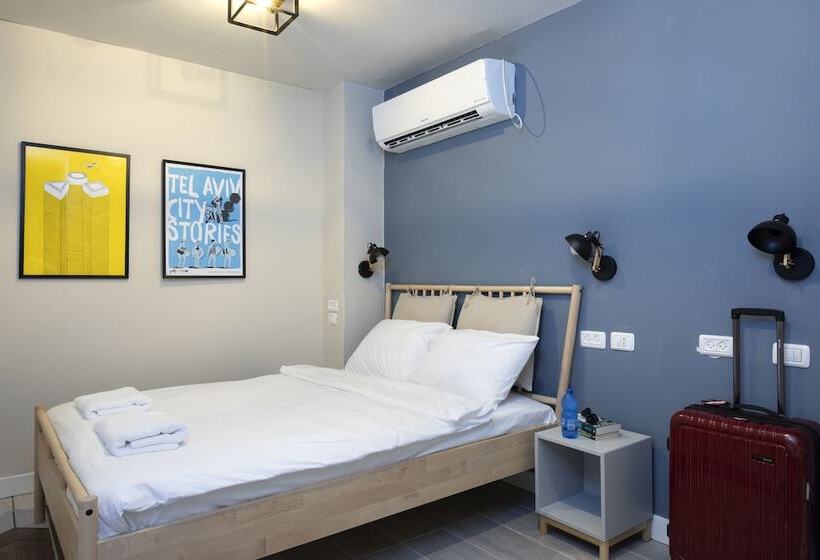 חדר משפחתי, The Spot Hostel