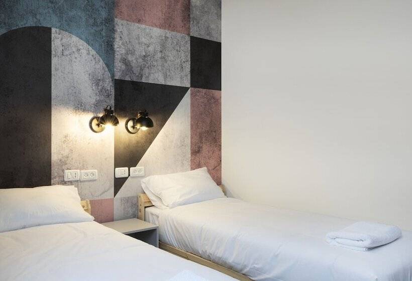 חדר סטנדרט חדר אמבטיה משותף, The Spot Hostel