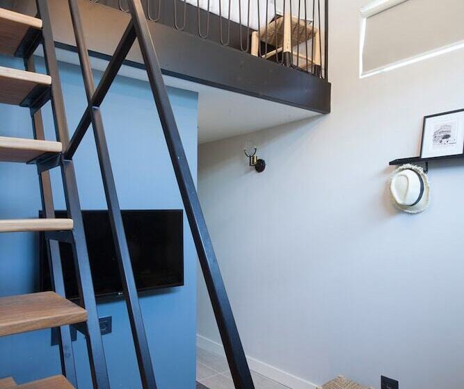 חדר סטנדרט, The Spot Hostel