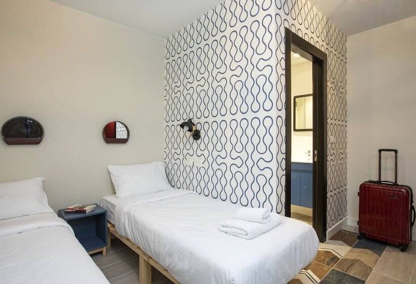 חדר סטנדרט, The Spot Hostel