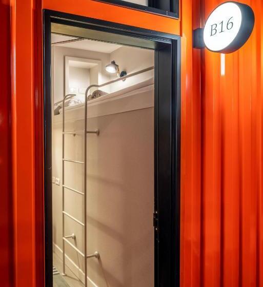 חדר סטנדרט יחיד, The Spot Hostel