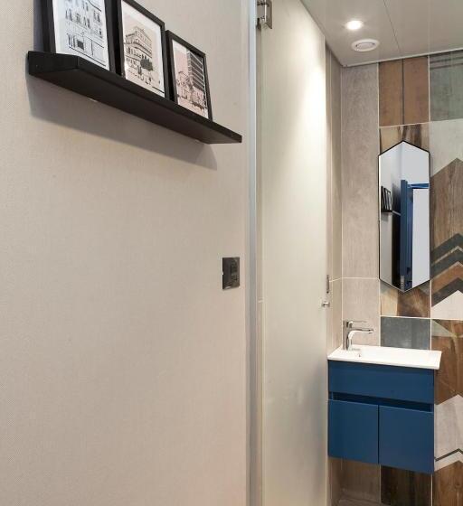 Capsule, The Spot Hostel