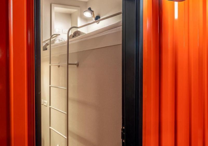 חדר סטנדרט יחיד, The Spot Hostel