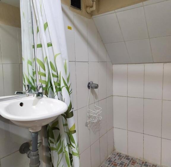 Economy Triple Room, Casa Altamira