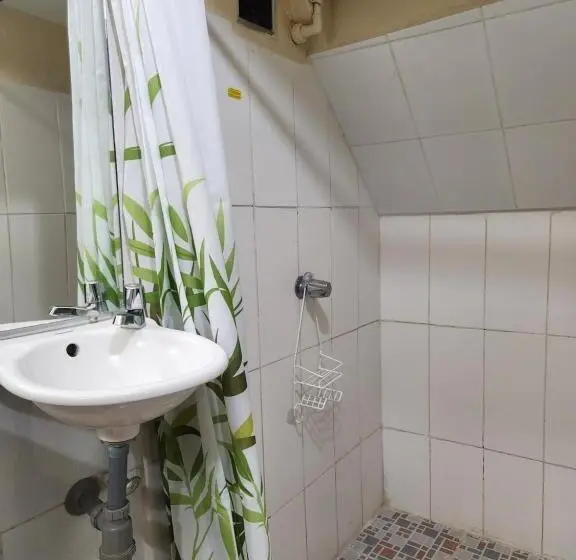 Economy Triple Room, Casa Altamira