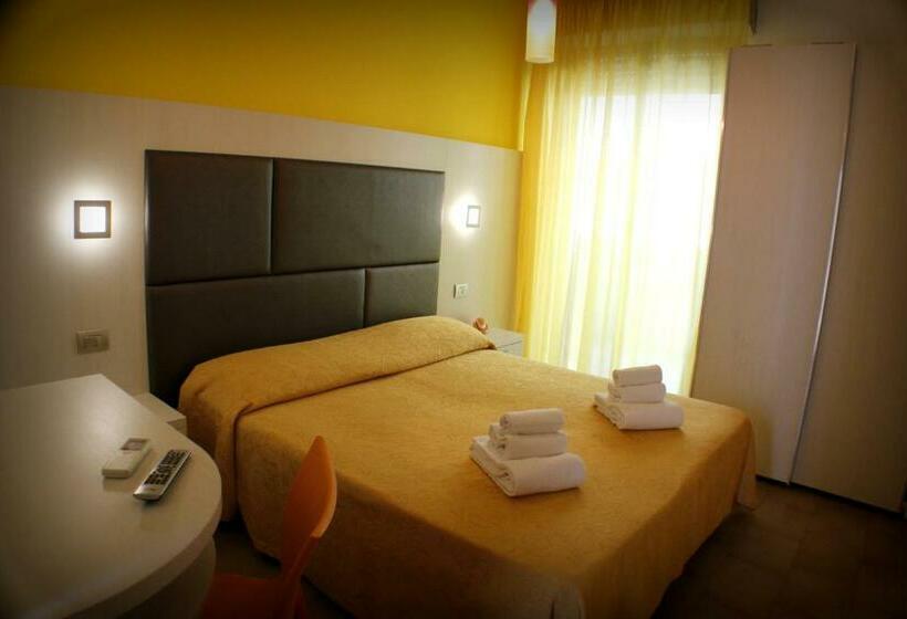 オーシャンビュースタンダードルーム, Adria