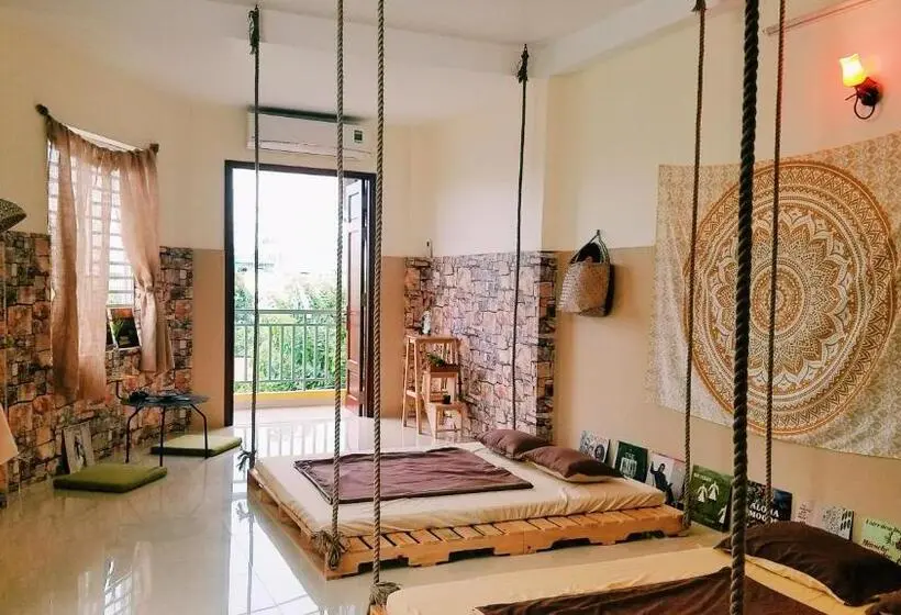 اتاق استاندارد چهارنفره با بالکن, Bap.homestay