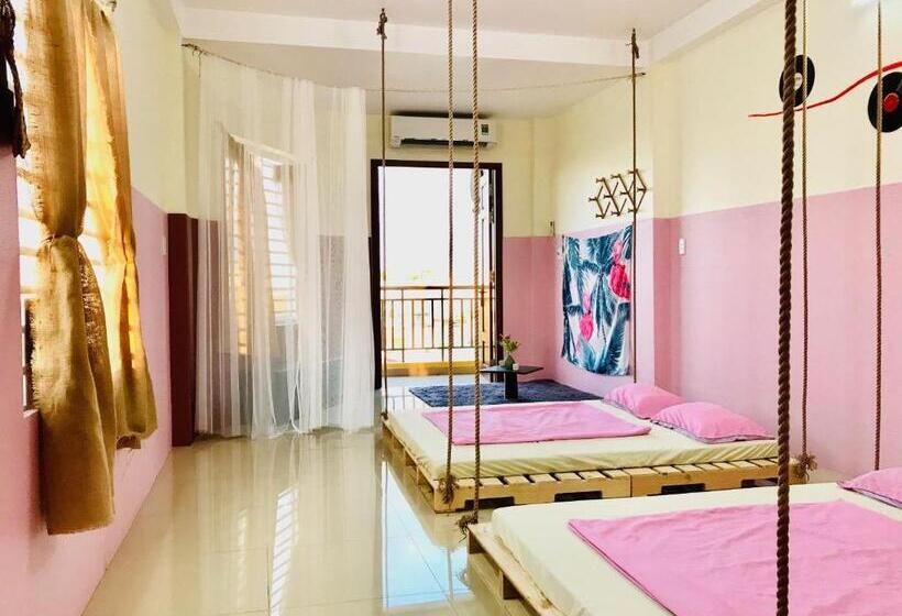 اتاق استاندارد چهارنفره با بالکن, Bap.homestay