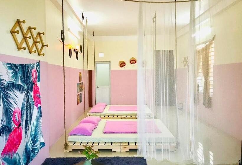 اتاق استاندارد چهارنفره با بالکن, Bap.homestay