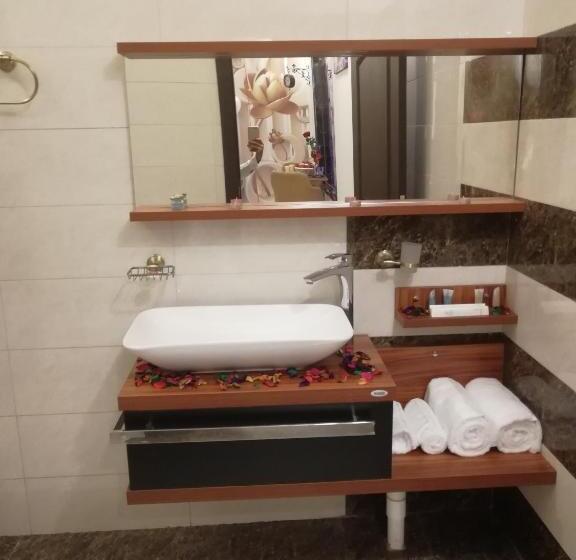 Дом 1 Спальня, Al Worod Al Thahabia Chalets