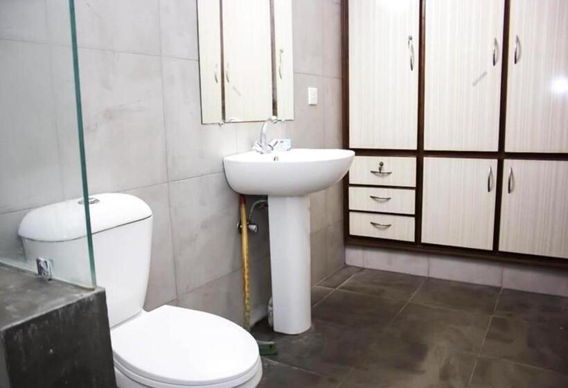 اتاق خانوادگی, Royal Fantasy