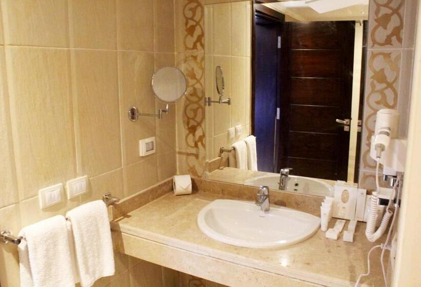 اتاق لوکس با چشم‌انداز دریا, Tolip North Coast