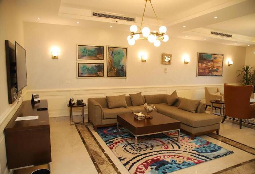 ویلای یک اتاق خوابه با استخر شنا, Tolip North Coast