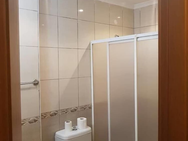 חדר סטנדרט לארבעה, Feryil Centrum