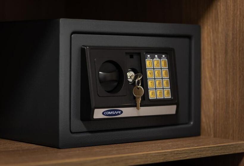 חדר סטנדרט, Grand