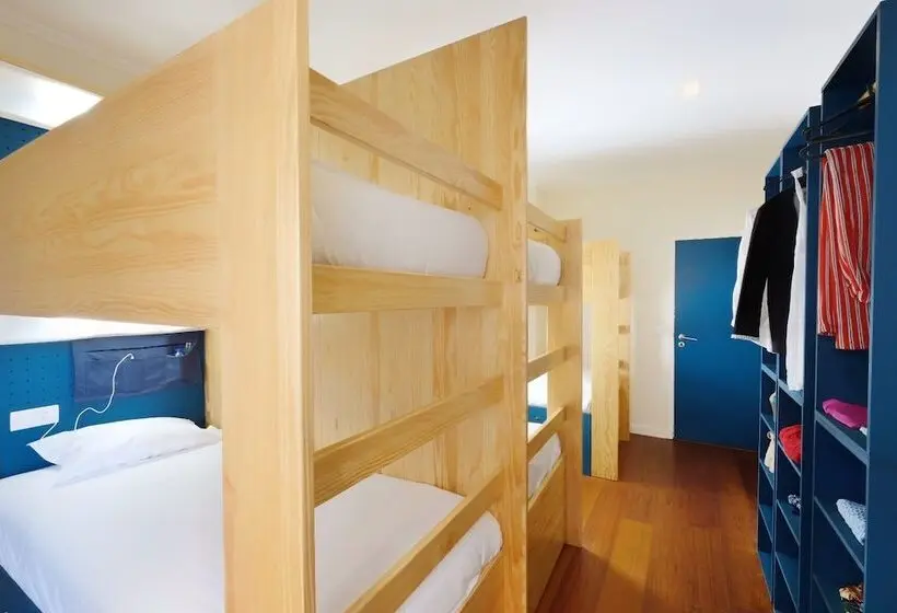 تختخواب در اتاق مشترک, Innesposende Sports Hostel