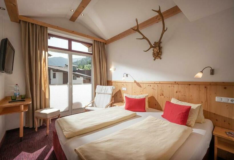 חדר סטנדרט עם מרפסת, Alpenrose Hotel Garni