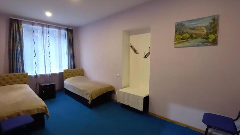 آپارتمان 1 خوابه با تراس, Aparthotel In Alaverdi